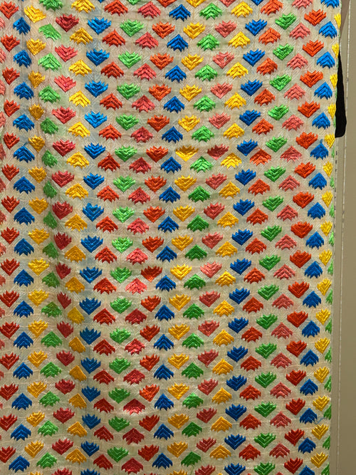 MULTI COLOR PHUKARI DUPATA