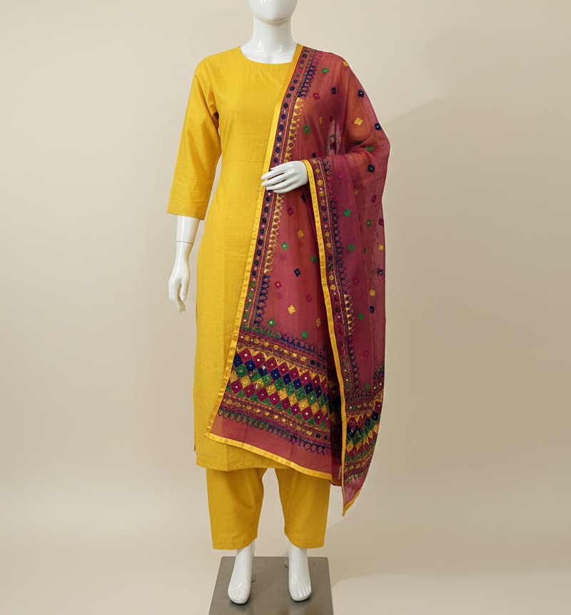 Hand-Embroidered Phulkari Dupatta